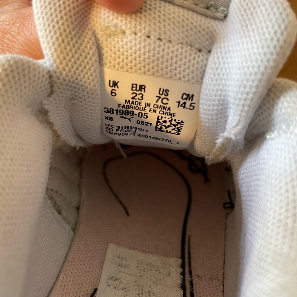 Puma Kids' Cream and White Sneakers - Picture 6 of 6